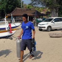 adi-divemaster-padi-diving-bali.jpg